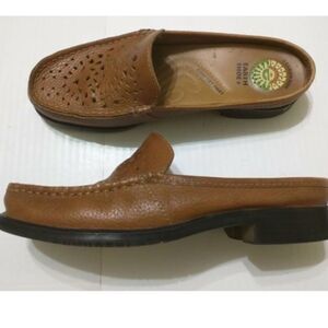 Earth Shoes Brown Leather Laser Cut Mules size 8